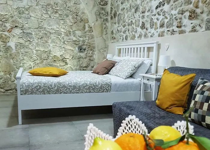 Apartment Essentia Rooms- Ortigia Holidays