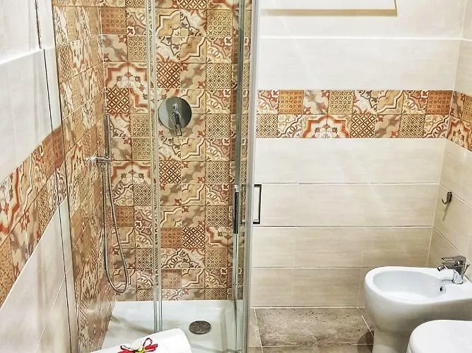 Essentia Rooms- Ortigia Holidays Apartment *